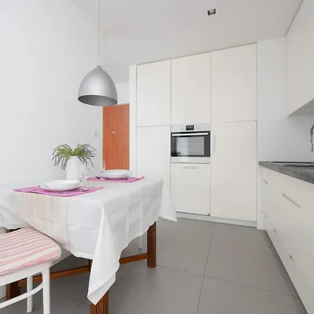 Charming Apartment With Parking By Noclegi Renters Warsaw Exterior photo