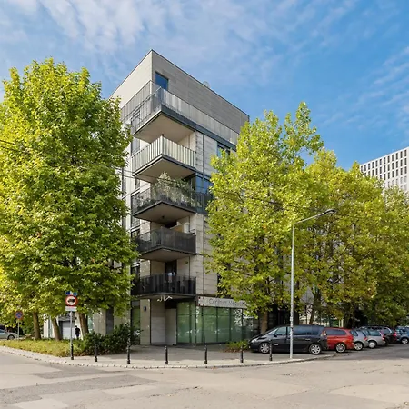 Charming Apartment With Parking By Noclegi Renters Warsaw Exterior photo