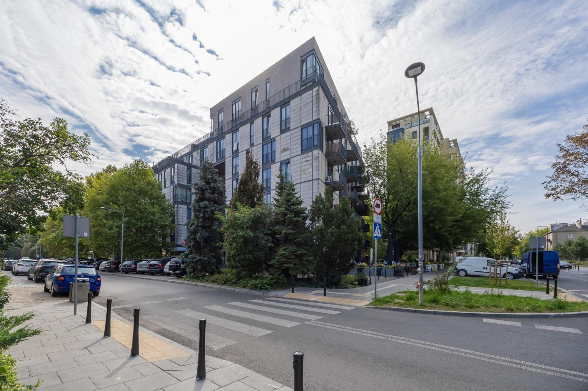 Charming With Parking By Renters Apartment Warsaw